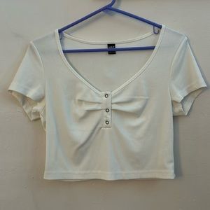 Cropped white tee